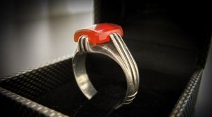 بهترین رنگ عقیق یمنی چه رنگی است؟ کشف جذابترین رنگهای این سنگ قیمتی