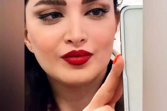 ویوی سرسبز و جذاب از پنت هاوس بهنوش طباطبایی | گارفیلد بهنوش طباطبایی مبهوت منزه