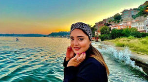 تیپ گنگ نرگس محمدی در خارج از ایران همه رو میخکوب کرد | خانم از وقتی چشمشو عمل زیبایی کرده لایف استایلشم عوض شده