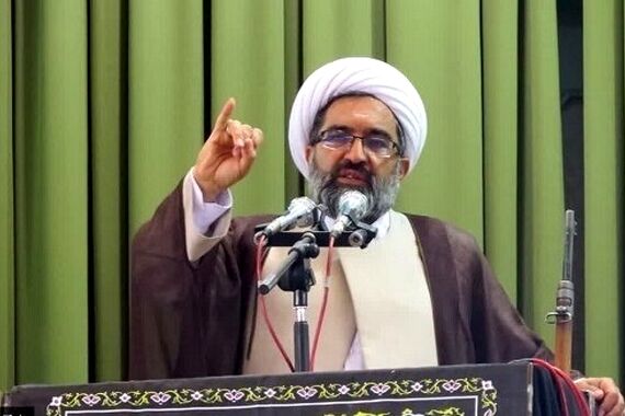 ضارب امام‌ جمعه کازرون به خودش مواد منفجره بسته بود