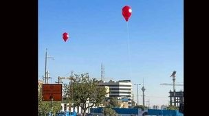 ماجرای بالن های قرمز در آسمان تهران چیست؟ 