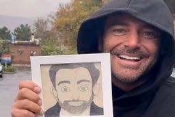 نقاشی پرتره محمدرضا گلزار توسط یکی از طرفدارانش+ویدئو