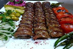 امروز ناهار چی بپزم؟ | طرز تهیه کباب کوبیده رستورانی در خانه با طعم و بوی ریحون