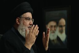 آماده کردن پیکر شهید سیدحسن نصرالله برای تدفین+ویدئو
