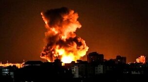 حمله هواپیمای ناشناس به این شهر