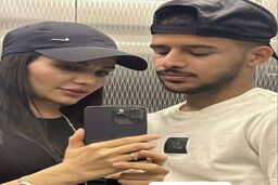 بالاتر از جون زن مهدی قائدی | عکس دست تو دست مهدی و ستاره معصومی در شاسی‎‌بلند