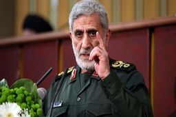 سردار قاآنی در مراسم استقبال شهید نیلفروشان در فرودگاه مهرآباد