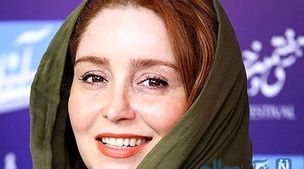 حضور عجیب ژاله صامتی در مراسم داریوش مهرجویی | خانم با این لباس و مدل مو شده عین 20 ساله ها