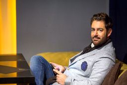 محمدرضا گلزار بلاخره عکس همسرش رونمایی کرد | عکس دونفره محمدرضا گلزار و آیسان خانم دهن همه رو بست