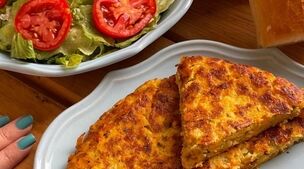 اگر بدنبال یه غذای ساده و اقتصادی هستی با من همراه شو | طرز تهیه کوکوی سیب زمینی و هویج فقط تو نیم ساعت