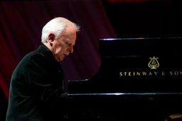 هنرمند مطرح سینما درگذشت+بیوگرافی و عکس