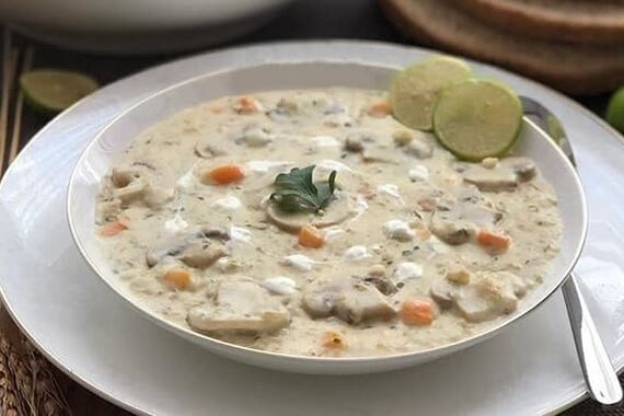 (ویدئو) طرز تهیه سوپ جو با شیر شک و مجلسی + مواد لازم