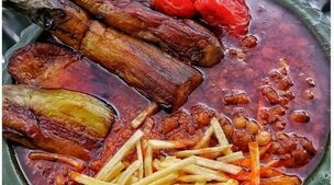 امروز ناهار چی بپزم؟ | طرز تهیه خورشت قیمه اصیل ایرانی با بوی دارچین و لیمو عمانی