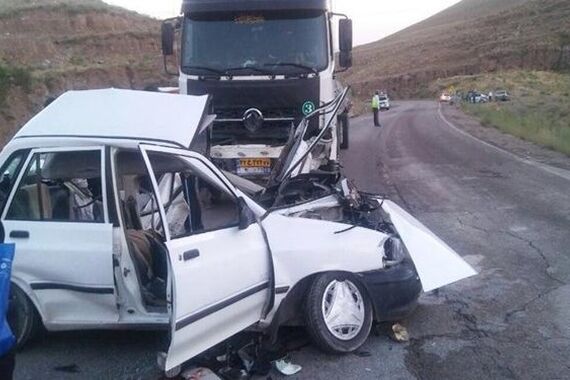 جزئیات حادثه مرگبار در قوچان |  تصادف پراید و تریلر، 5 کُشته برجای گذاشت