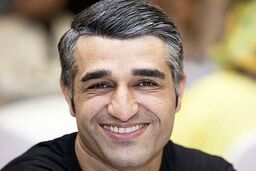 فیلم رقصیدن پژمان جمشیدی جلوی خانم بازیگر حسابی سرو صدا کرد | آقا با این حرکتش حسابی سوژه شد