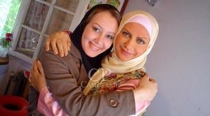 عکس شوکه کننده از لعیا زنگنه همه رو مات کرد | خانم لا این لباسای عجیبش حسابی سوژه شد